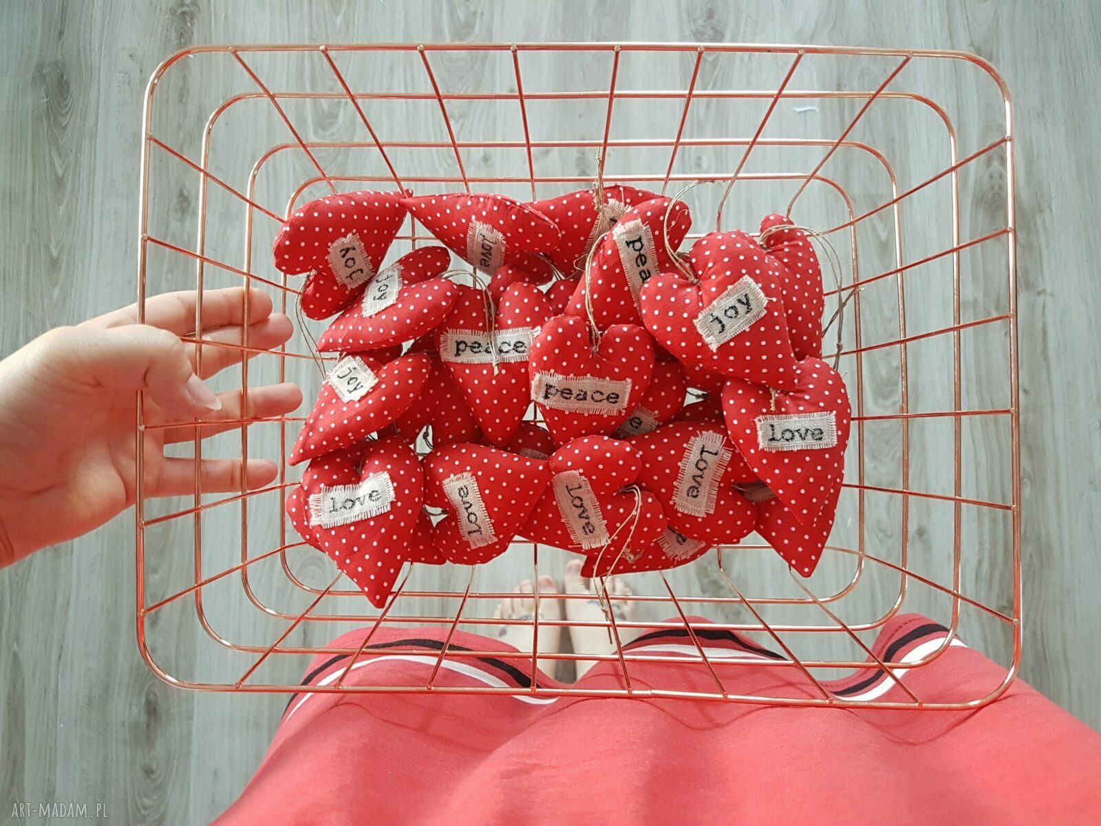 pomysły na święta prezenty: zestaw 6 sztuk bombek choinkowych peace love joy handmade