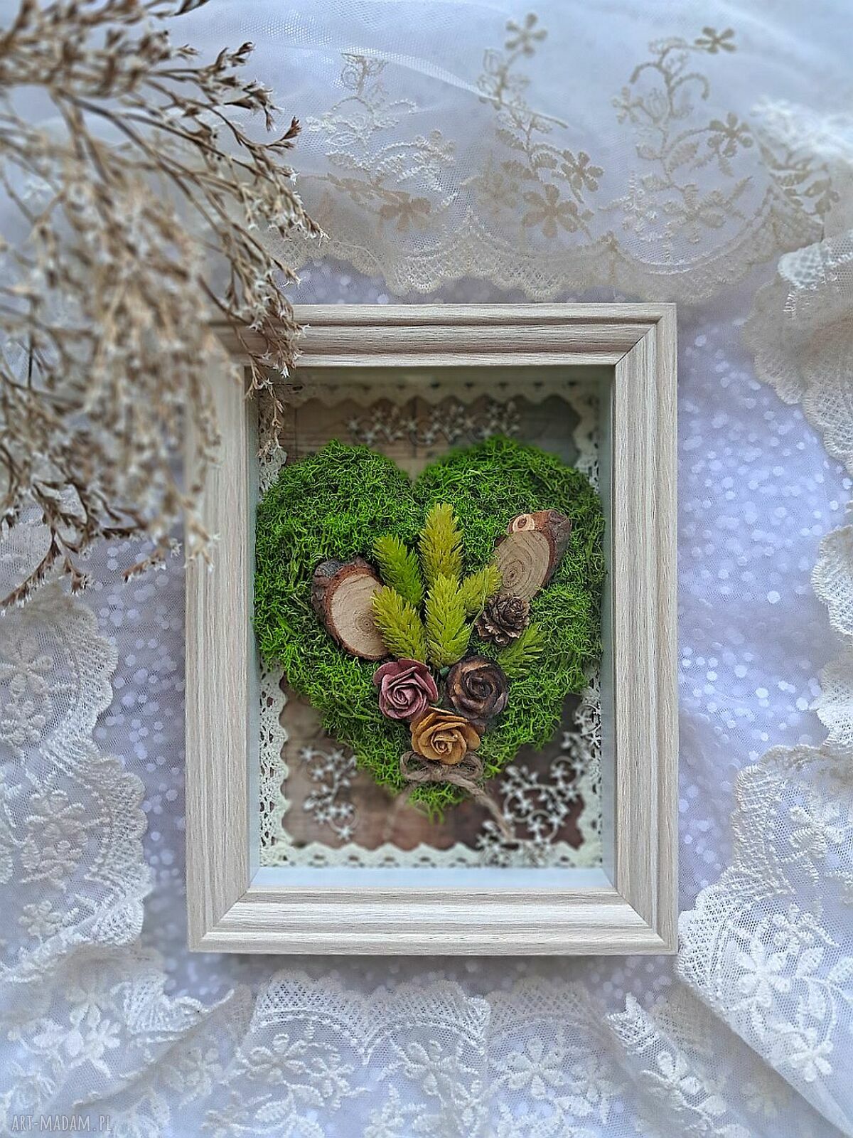 Serduszko z mchu w ramce 3D z szybą - naturalna dekoracja handmade 13x18 cm