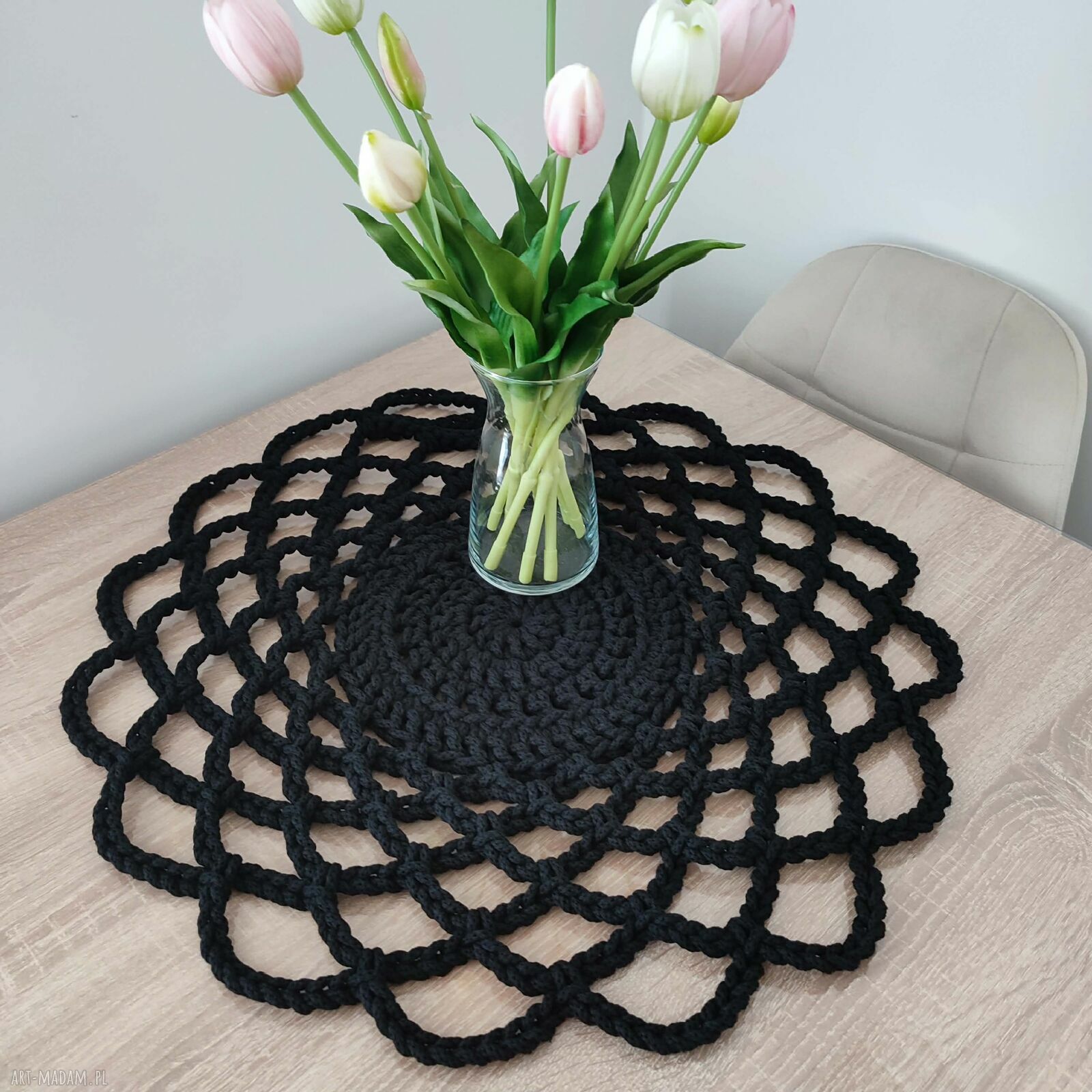 Serweta szydełkowa ze sznurka dekoracyjna 55 cm