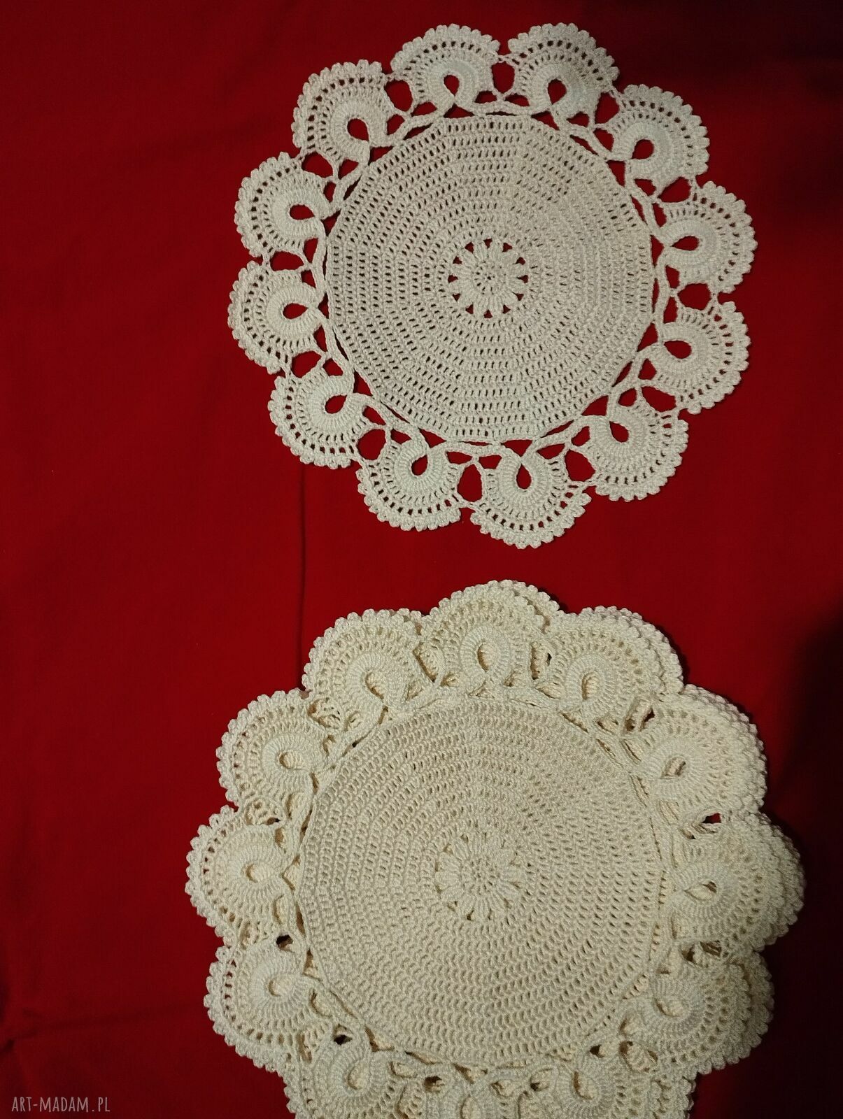 Serwetka szydełkowa ecru Boruczkowska - ok. 25 cm