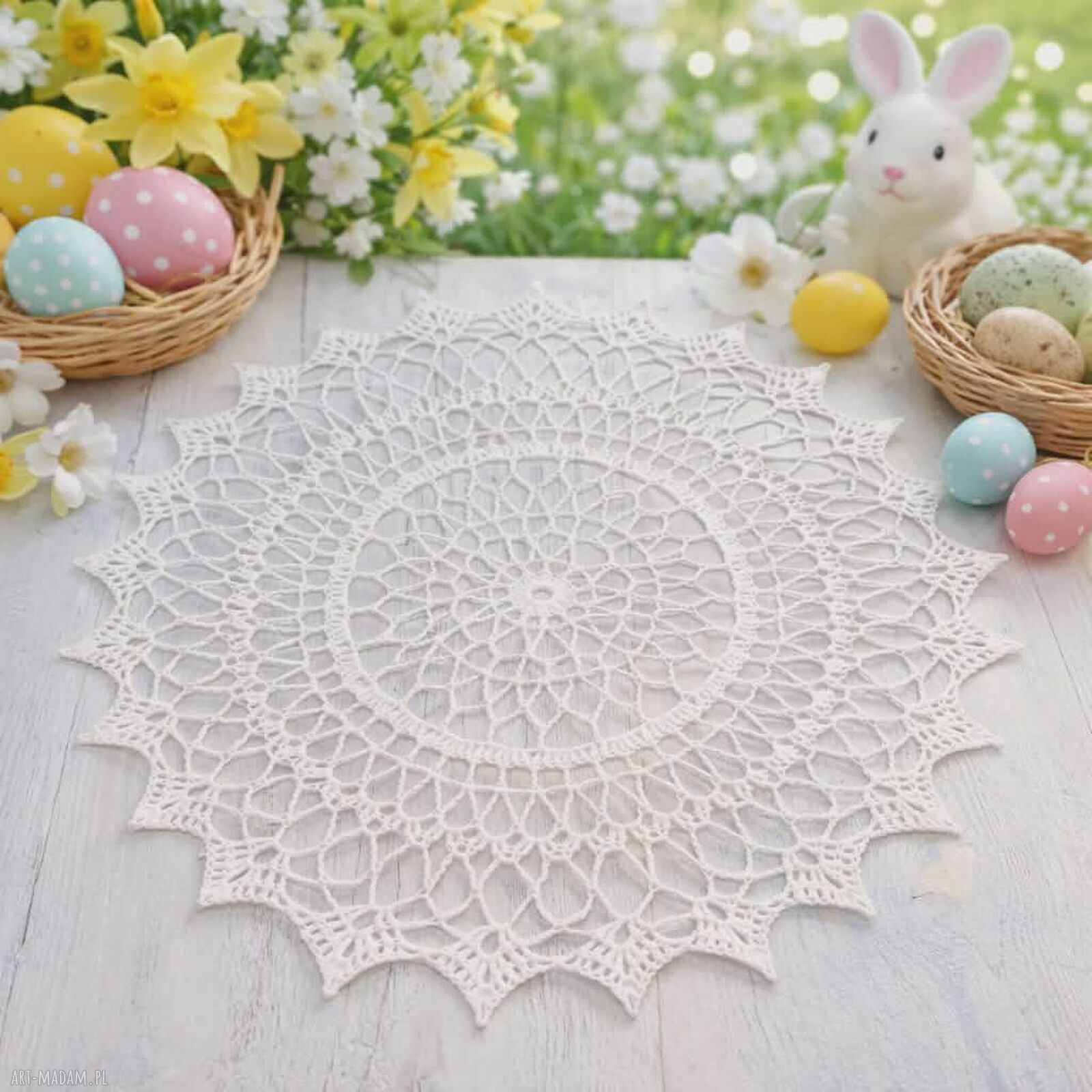 Serwetka do koszyczka wielkanocnego - ręcznie robiona szydełkowa ok. 33 cm