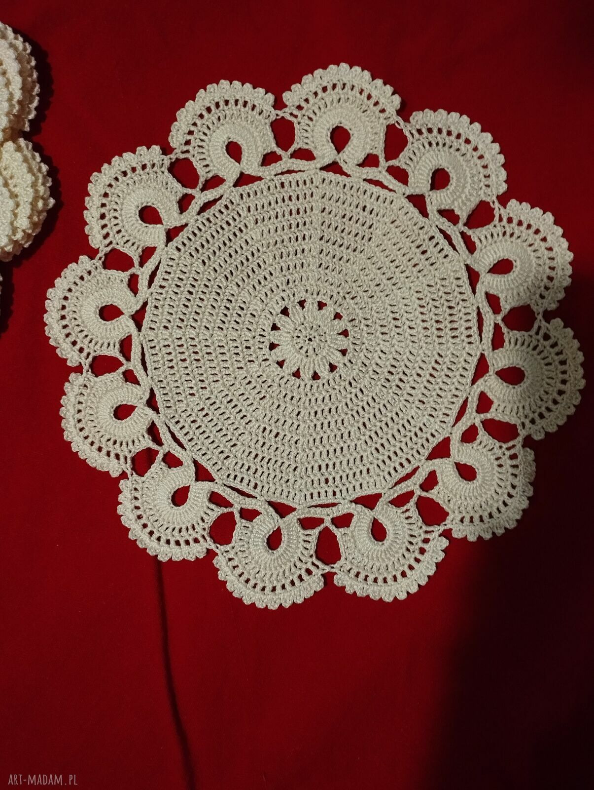Serwetka szydełkowa ecru Boruczkowska - ok. 25 cm