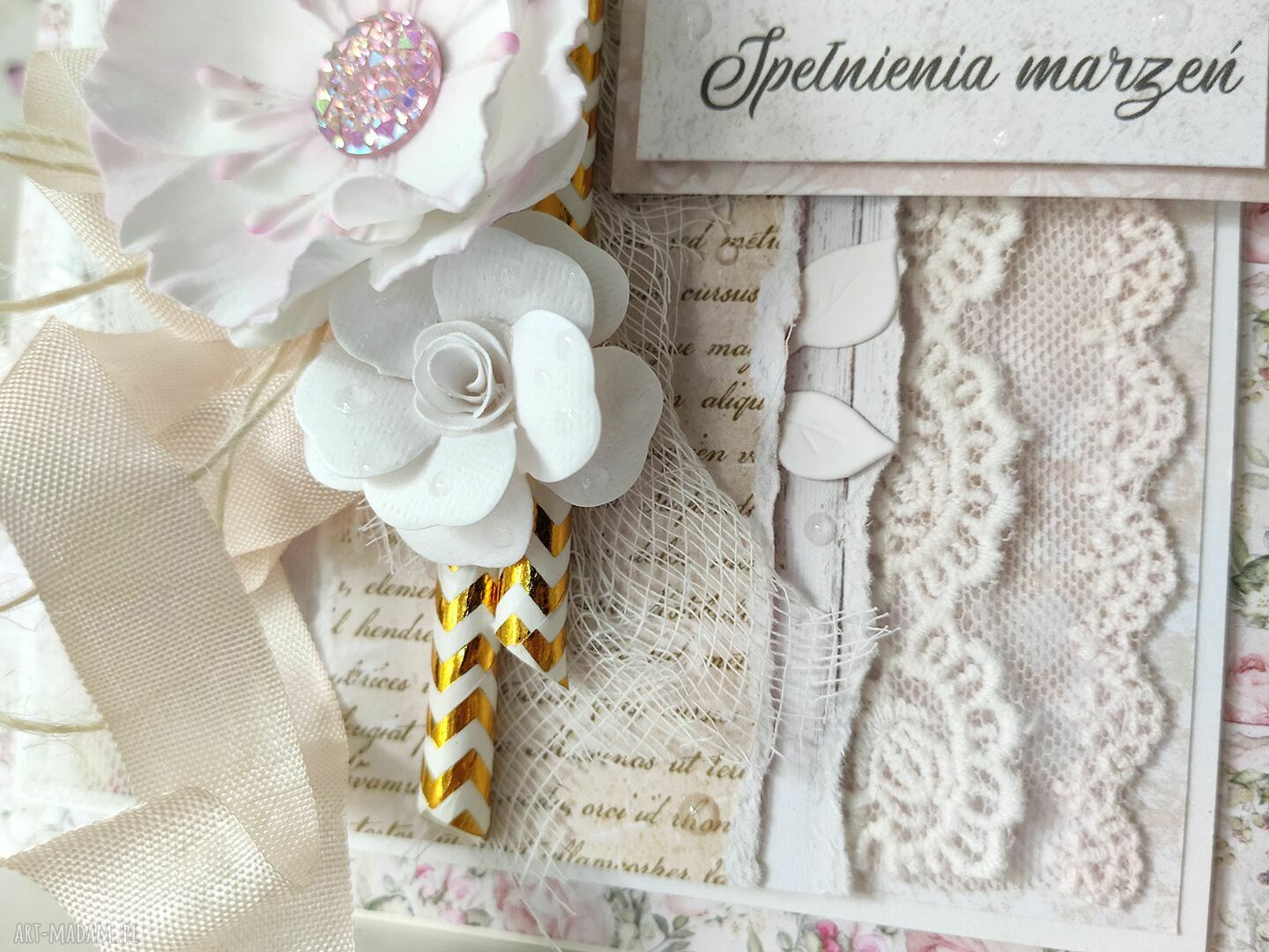 scrapbooking kartki: Kartka okolicznościowa w jasnych kolorach Ręcznie robione