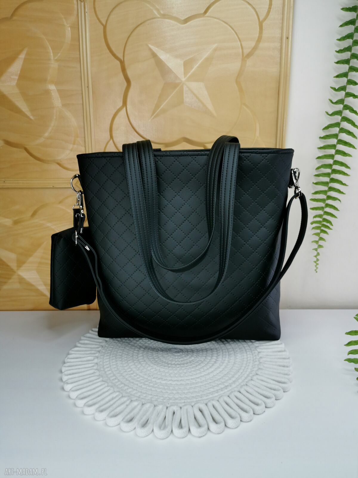 Pojemna torebka shopper na ramię w kwiaty z kosmetyczką
