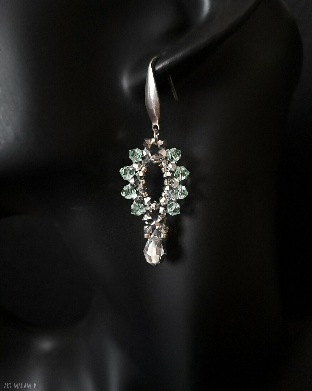 Miętowe kolczyki wiszące “Silver Chrysolite” - lekkie i chłodno eleganckie