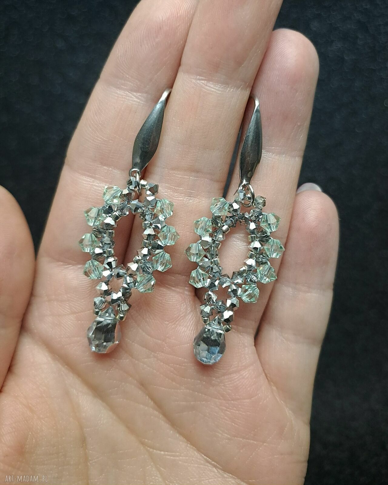 Miętowe kolczyki wiszące “Silver Chrysolite” - lekkie i chłodno eleganckie