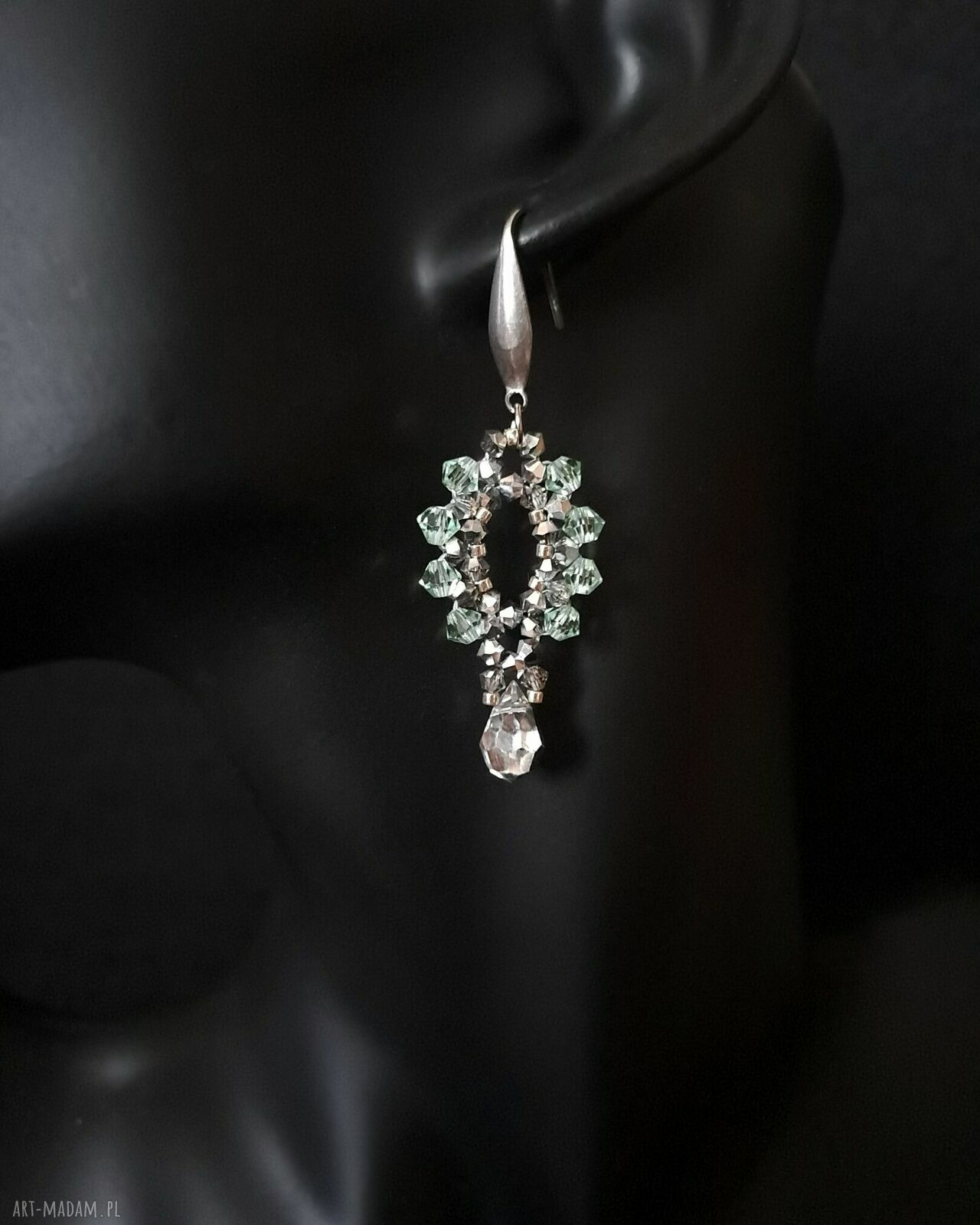 Miętowe kolczyki wiszące “Silver Chrysolite” - lekkie i chłodno eleganckie