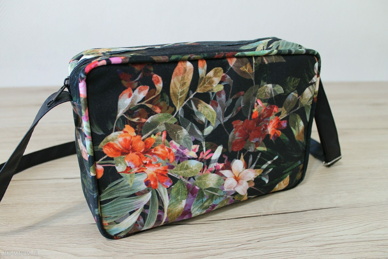 Single Bag mini - tropikalne kwiaty i liście, torebka handmade na ramię