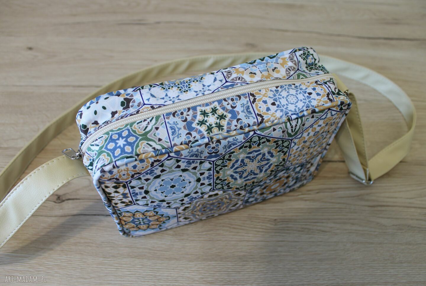Handmade torebka na ramię Single Bag - beżowe heksagony