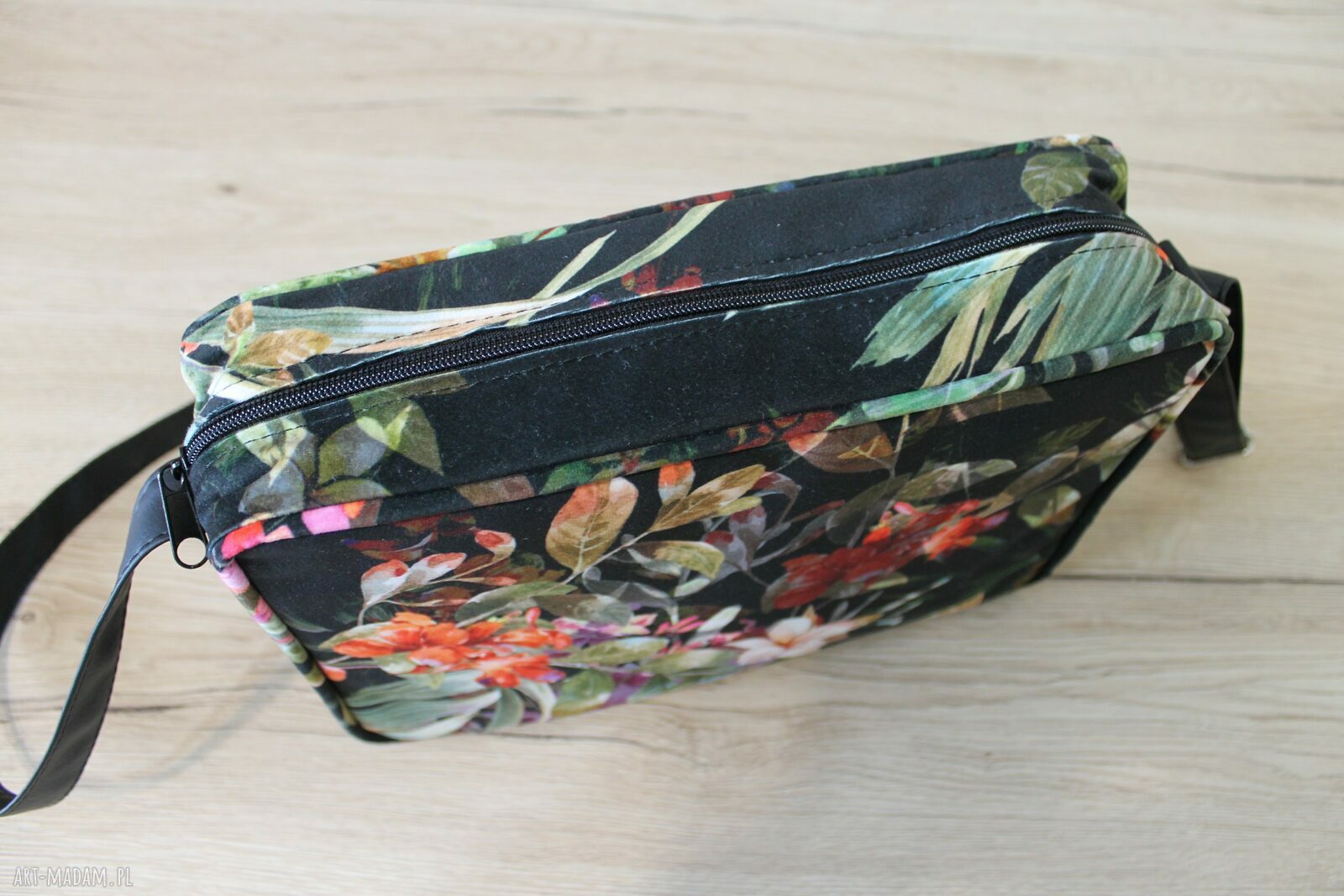 Single Bag mini - tropikalne kwiaty i liście, torebka handmade na ramię