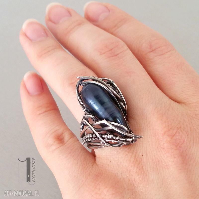 pierścionki: Skadi srebrny pierścionek z perłą HandMade