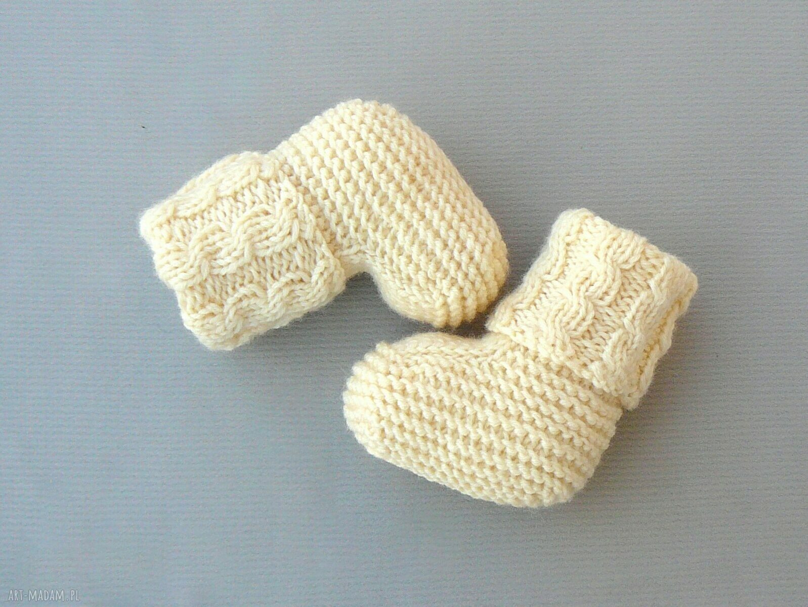 Skarpetki Newborn z Warkoczem - ciepłe buciki handmade z wełny