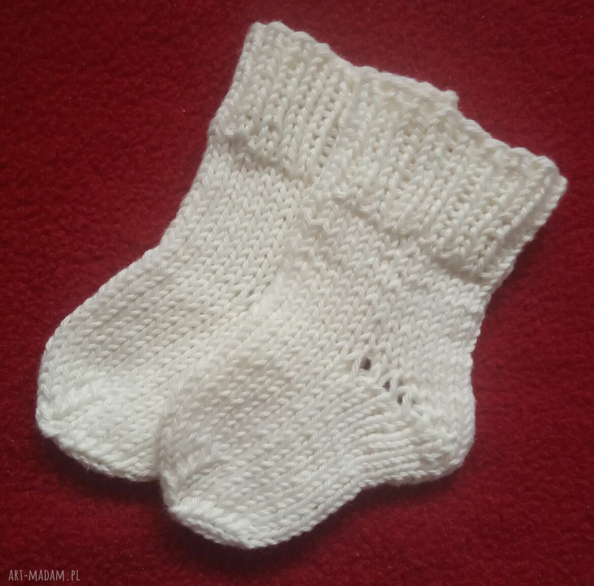 Buciki i skarpetki na drutach handmade w odcieniu bieli i kremu