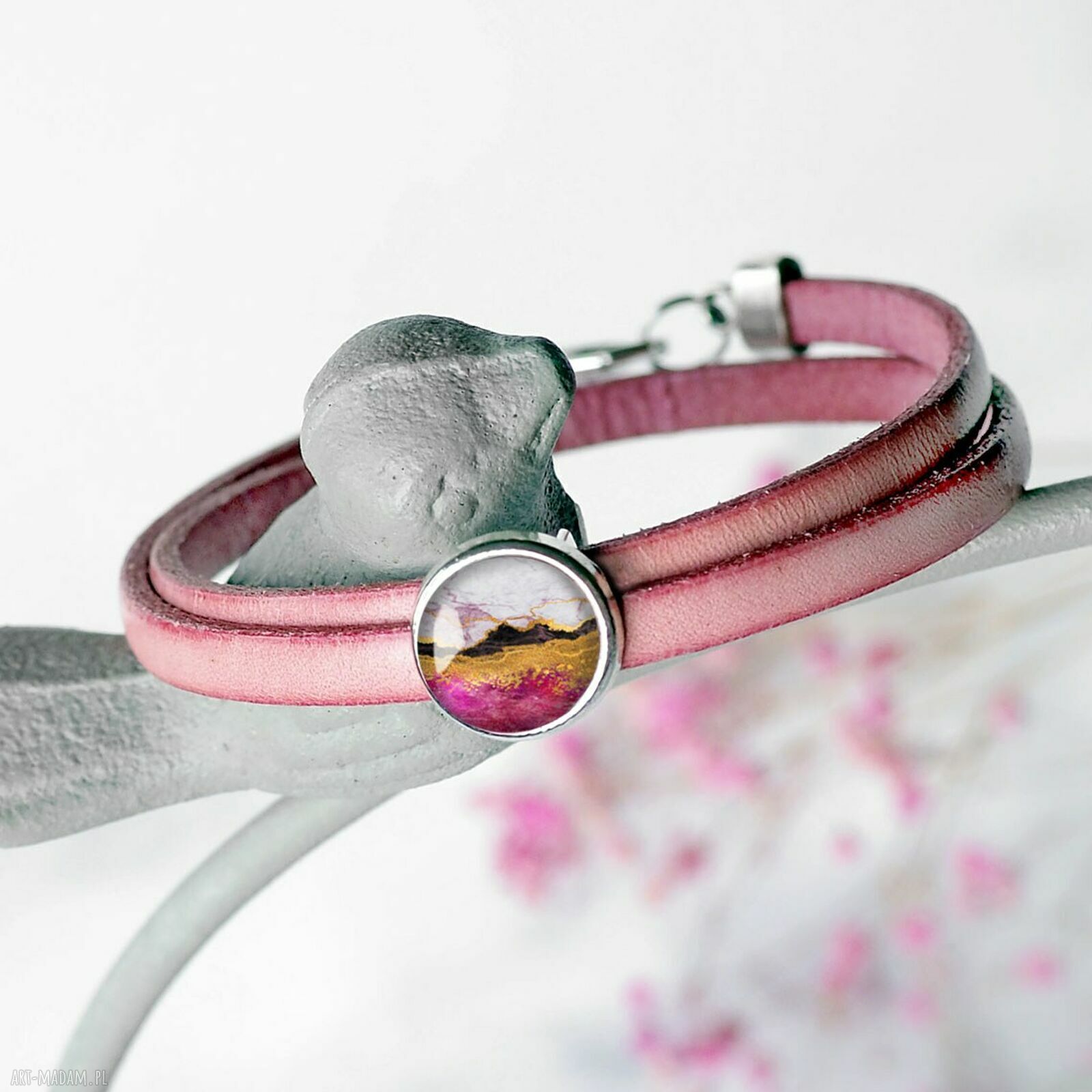 Skórzana bransoletka Pink Marble - delikatny róż