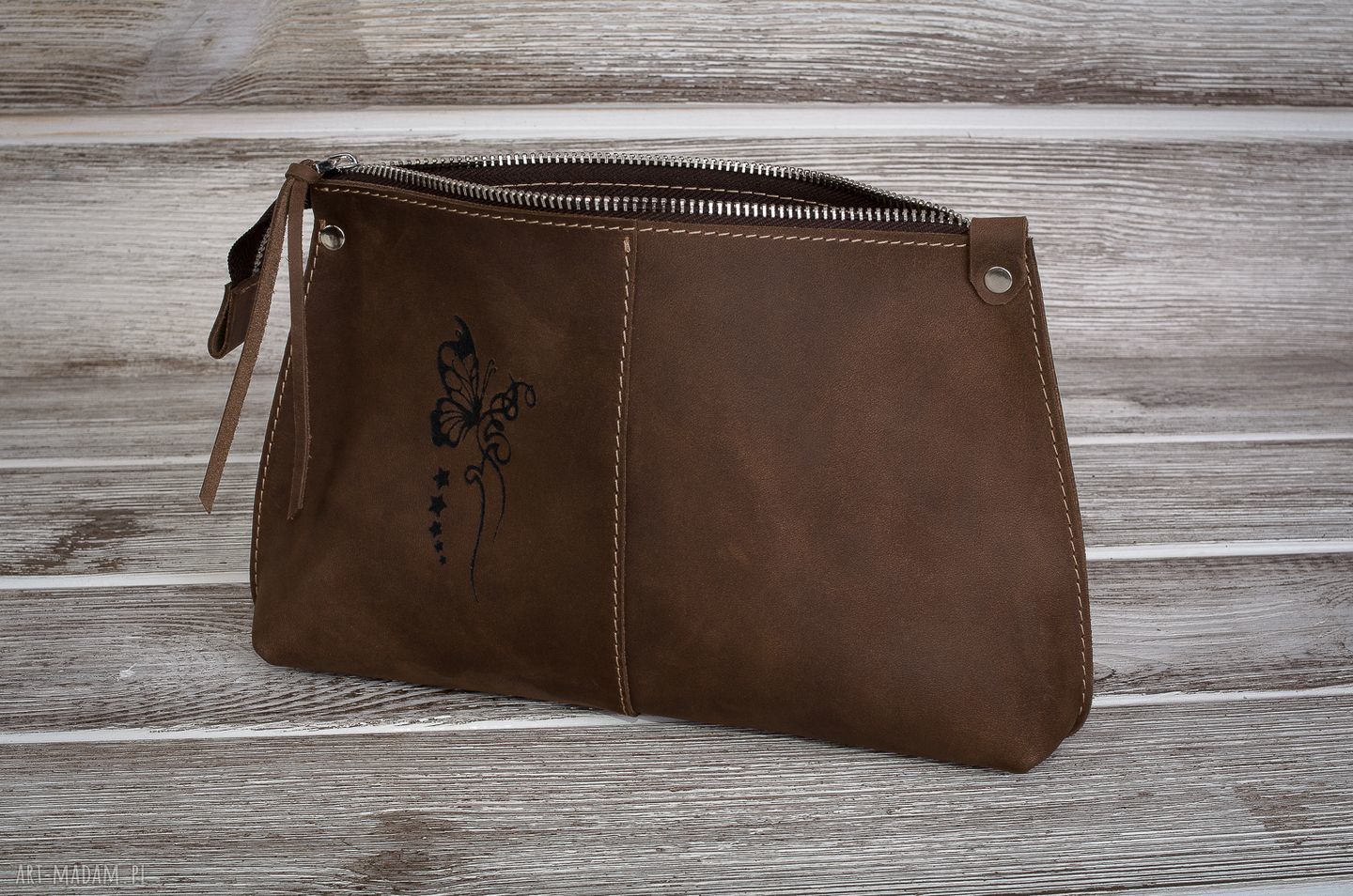 Brązowa skórzana kosmetyczka damska handmade - pojemny organizer na co dzień i w podróży