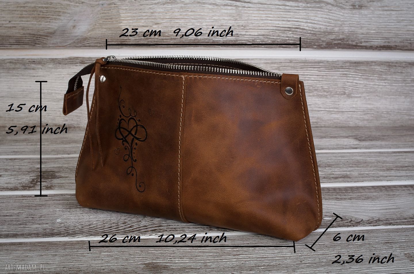 Brązowa skórzana kosmetyczka damska handmade - pojemny organizer na co dzień i w podróży