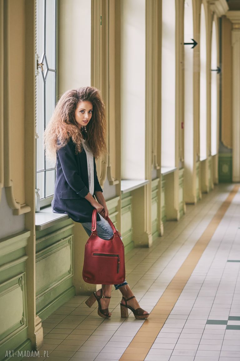 Mała skórzana torebka na ramię Ladybuq - do pracy i na zakupy