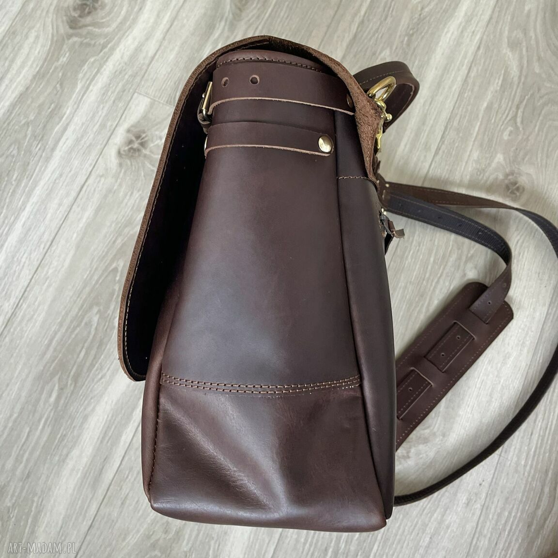 teczki: Brązowa teczka listonoszka format A4 ze skóry Crazy Horse. Ręcznie wykonane