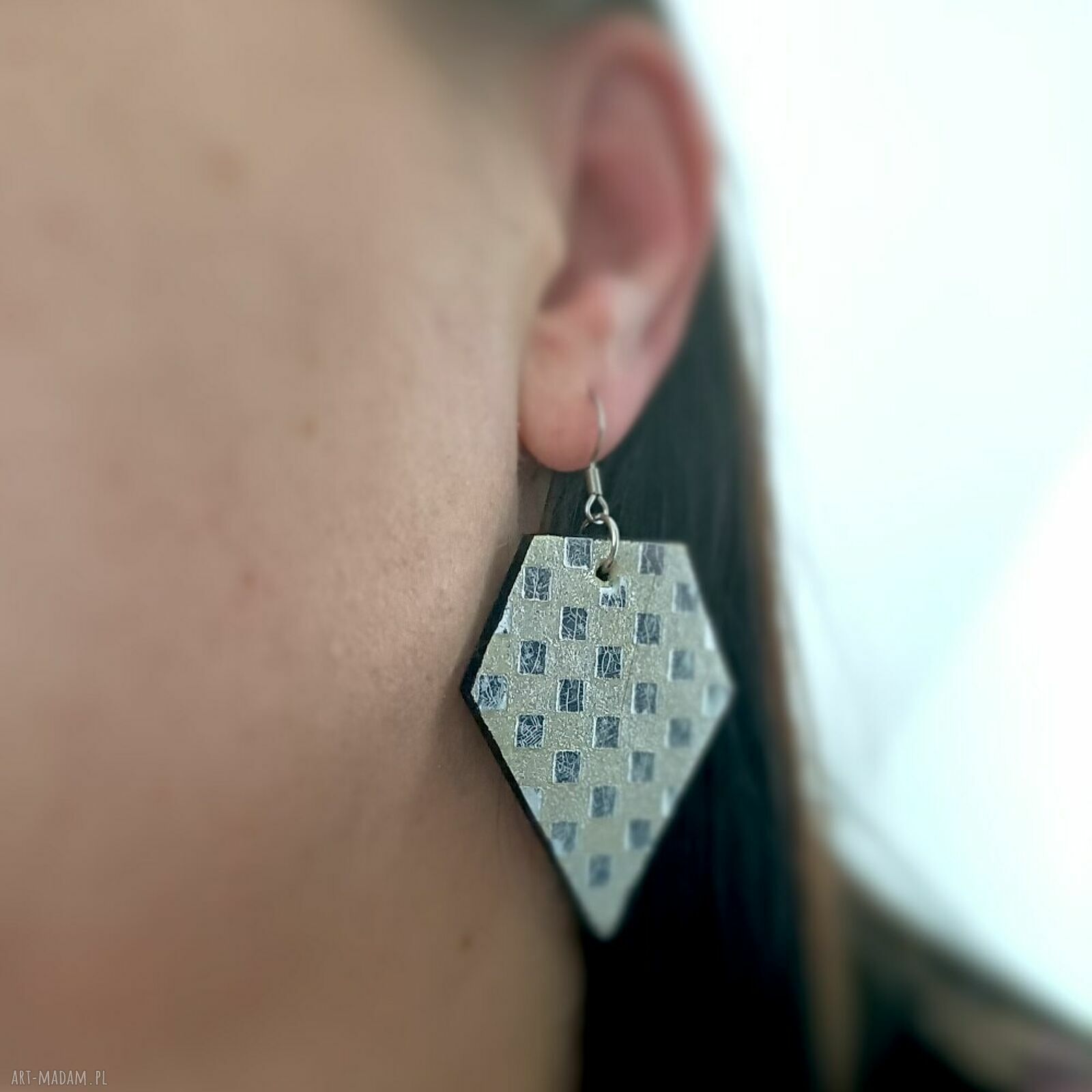 Kolczyki skórzane wiszące "Diament" - pomarańczowe w kwiaty