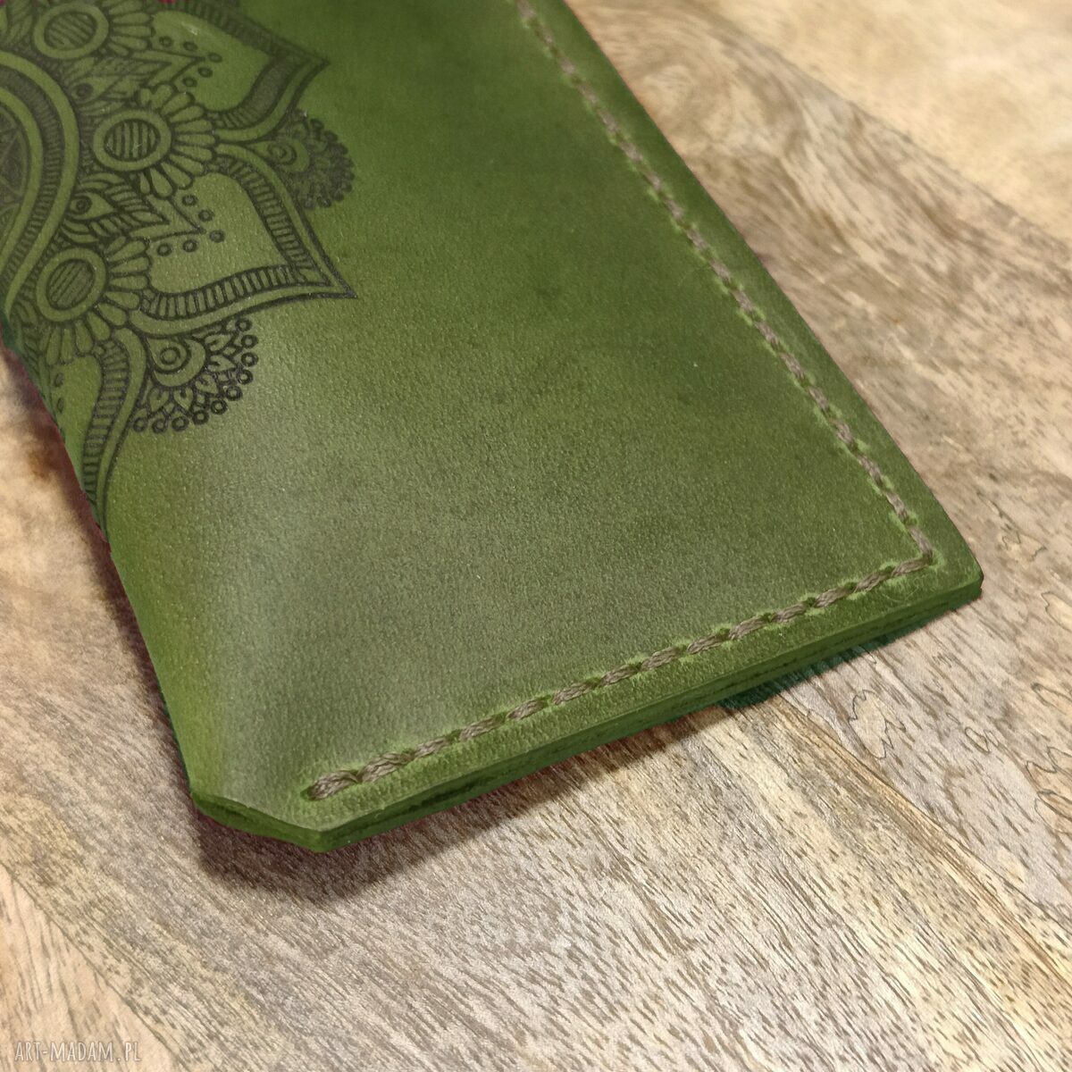 Skórzane etui na okulary z grawerem - personalizowane handmade