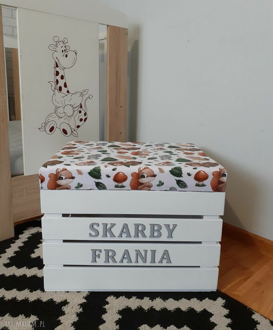 Skrzynia na zabawki LEŚNE ZWIERZĄTKA z personalizacją - prezent na chrzest i Dzień Dziecka