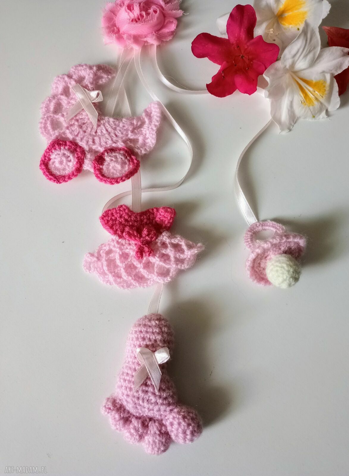 Słodkie szydełkowe akcenty dla maluszka - marynistyczny dekor na baby shower i chrzest