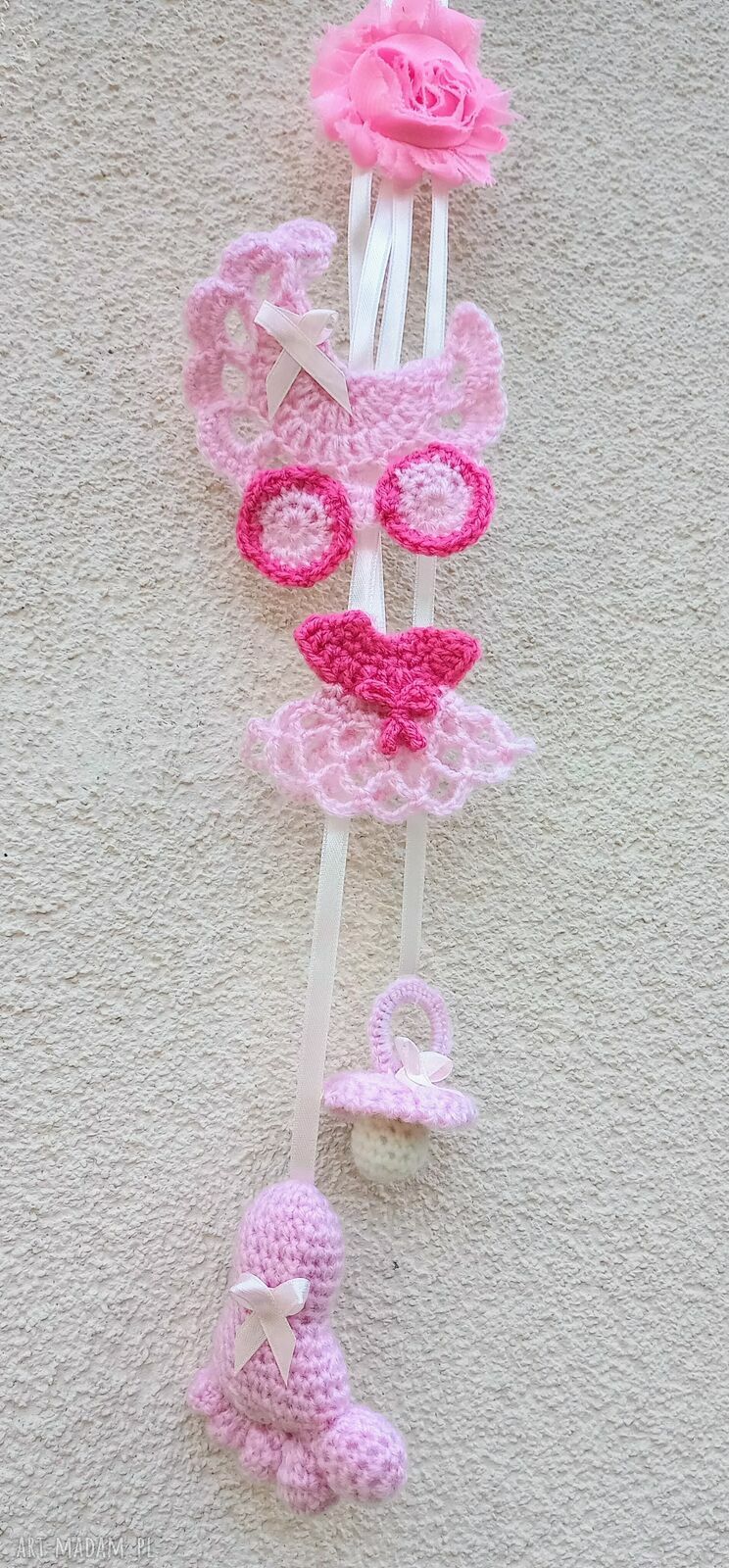 Słodkie szydełkowe akcenty dla maluszka - marynistyczny dekor na baby shower i chrzest