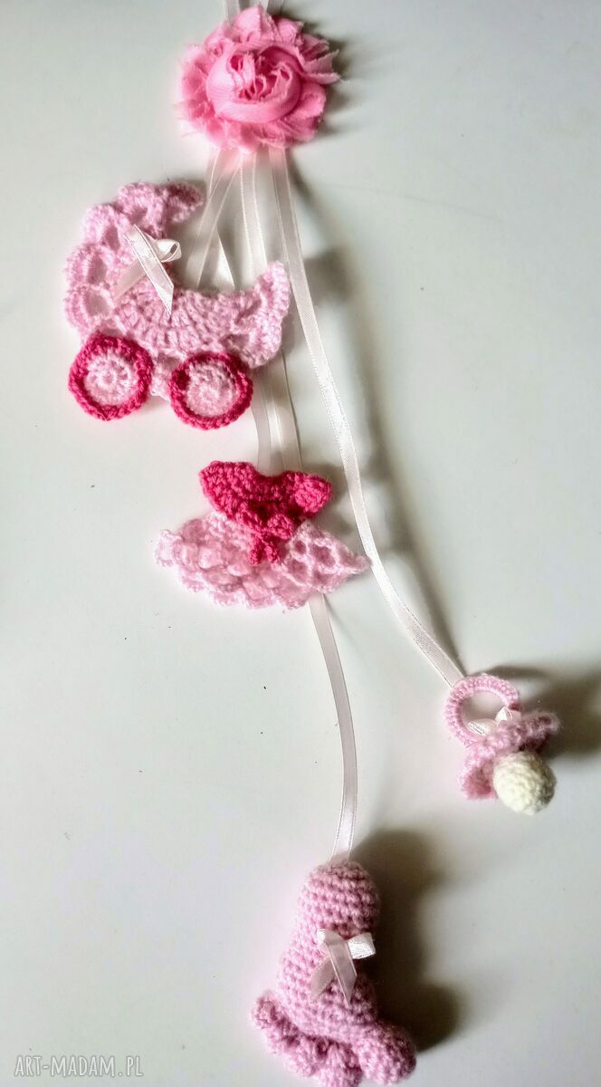 Słodkie szydełkowe akcenty dla maluszka - marynistyczny dekor na baby shower i chrzest