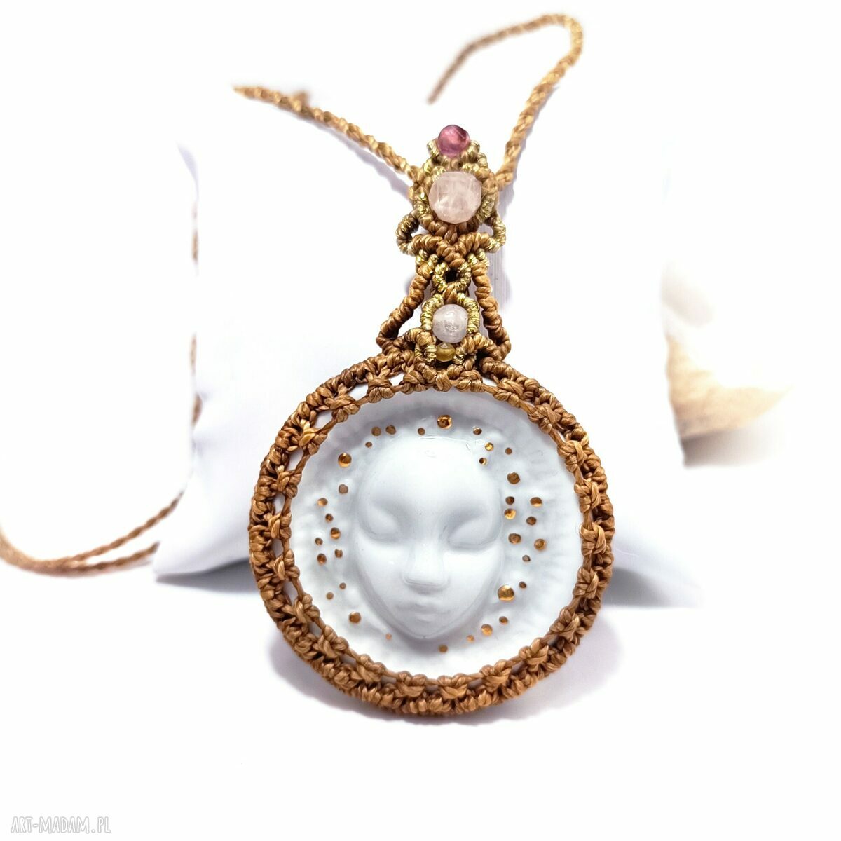 Naszyjnik "Słońce" - porcelanowa kamea z cytrynem, agatem i mikromakramą