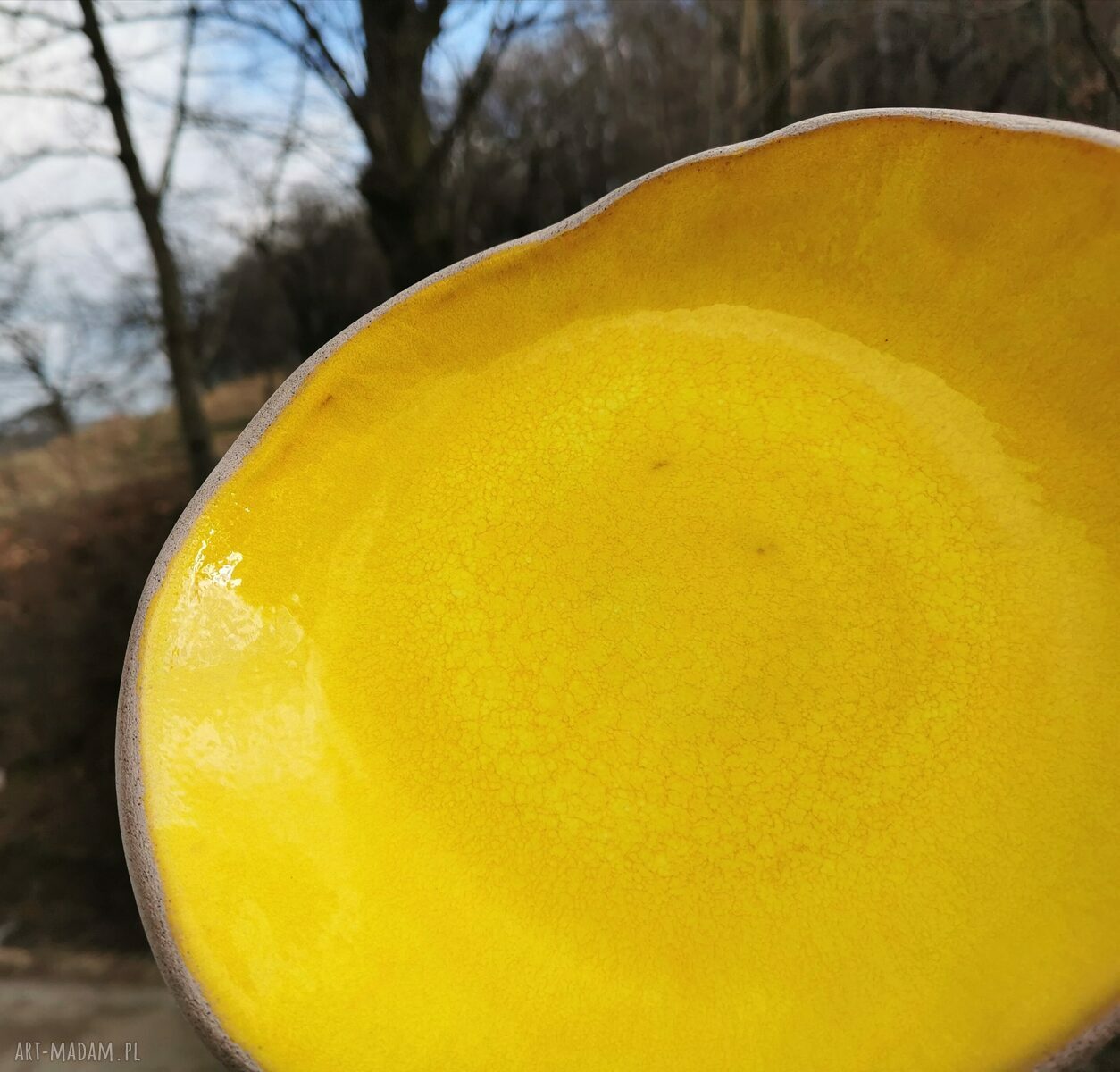 Słoneczna misa ceramiczna (c175) - ręcznie lepiona patera na orzechy i drobiazgi