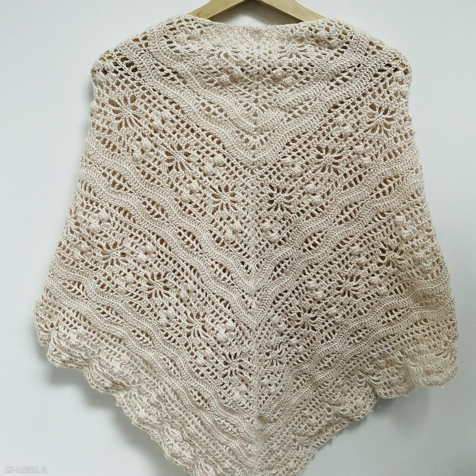 Chusta ślubna handmade beżowy róż - miękka szydełkowa etola z merino