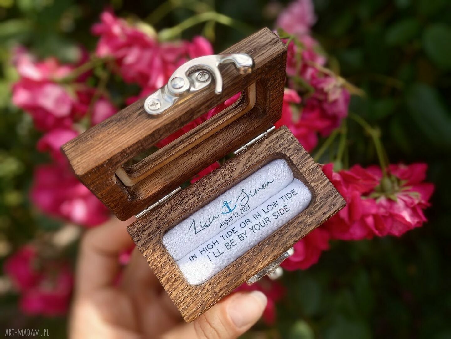 Personalizowane pudełko ślubne Tulito na obrączki z okienkiem (dąb i szkło)