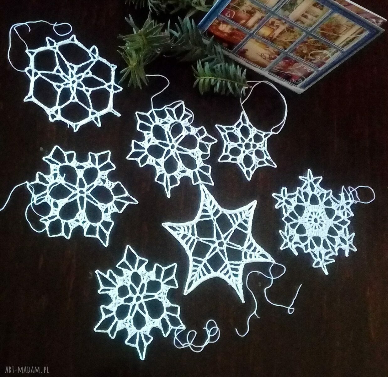Śnieżynki 7 szt - białe zawieszki na choinkę handmade