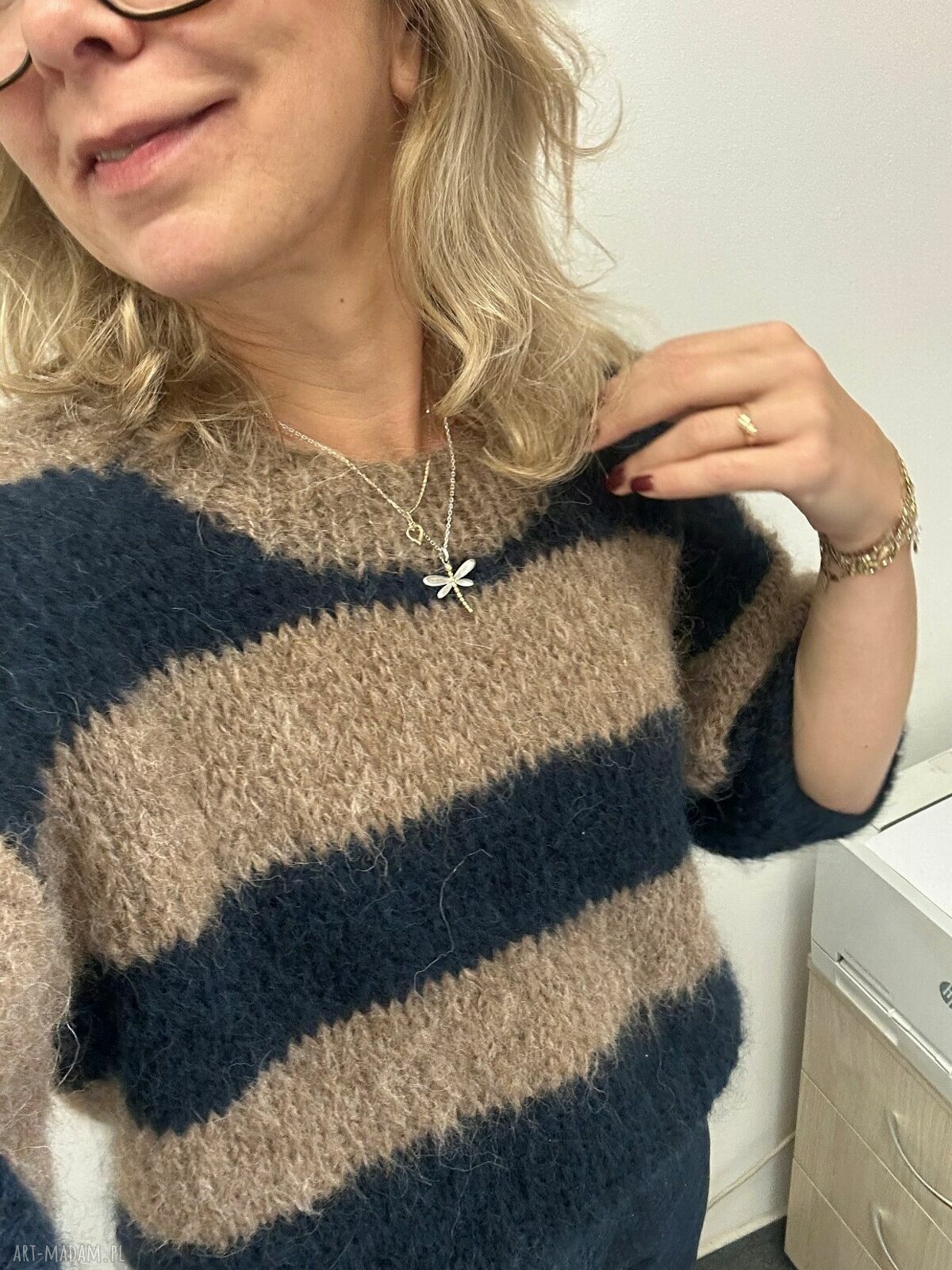 Sweter damski z alpaki w pasy granat - beż i brąz, ręcznie robiony oversize