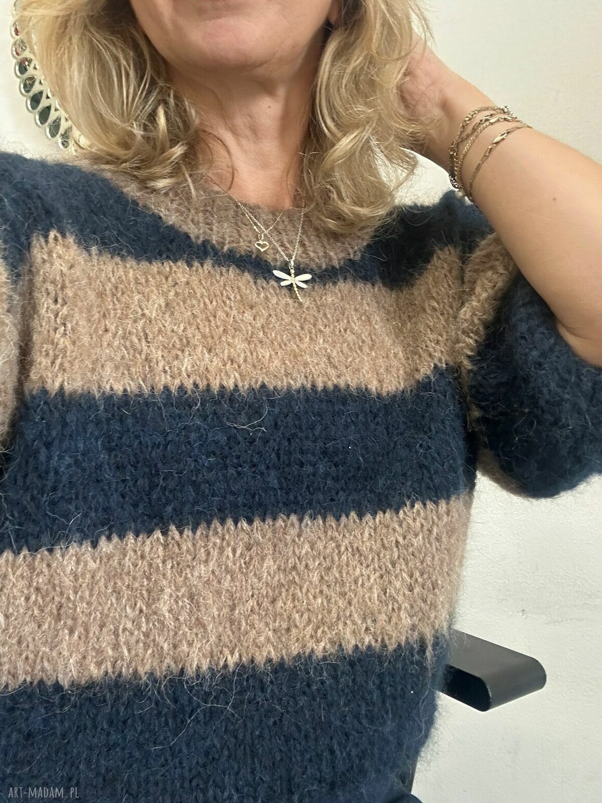Sweter damski z alpaki w pasy granat - beż i brąz, ręcznie robiony oversize