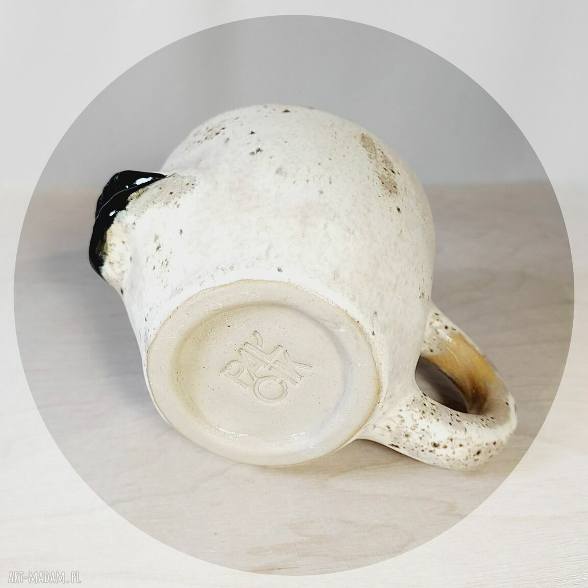 Sonia - filiżanka ceramiczna 300 ml z czarnymi ustami