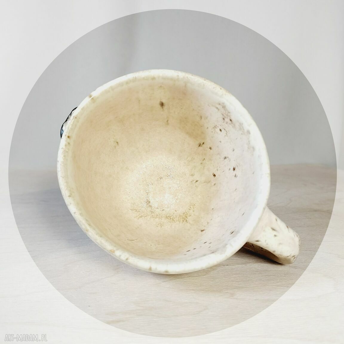 Sonia - filiżanka ceramiczna 300 ml z czarnymi ustami