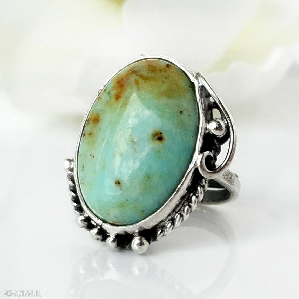 Sour srebrny pierścionek jaspisem zielonym metaloplastyka srebro