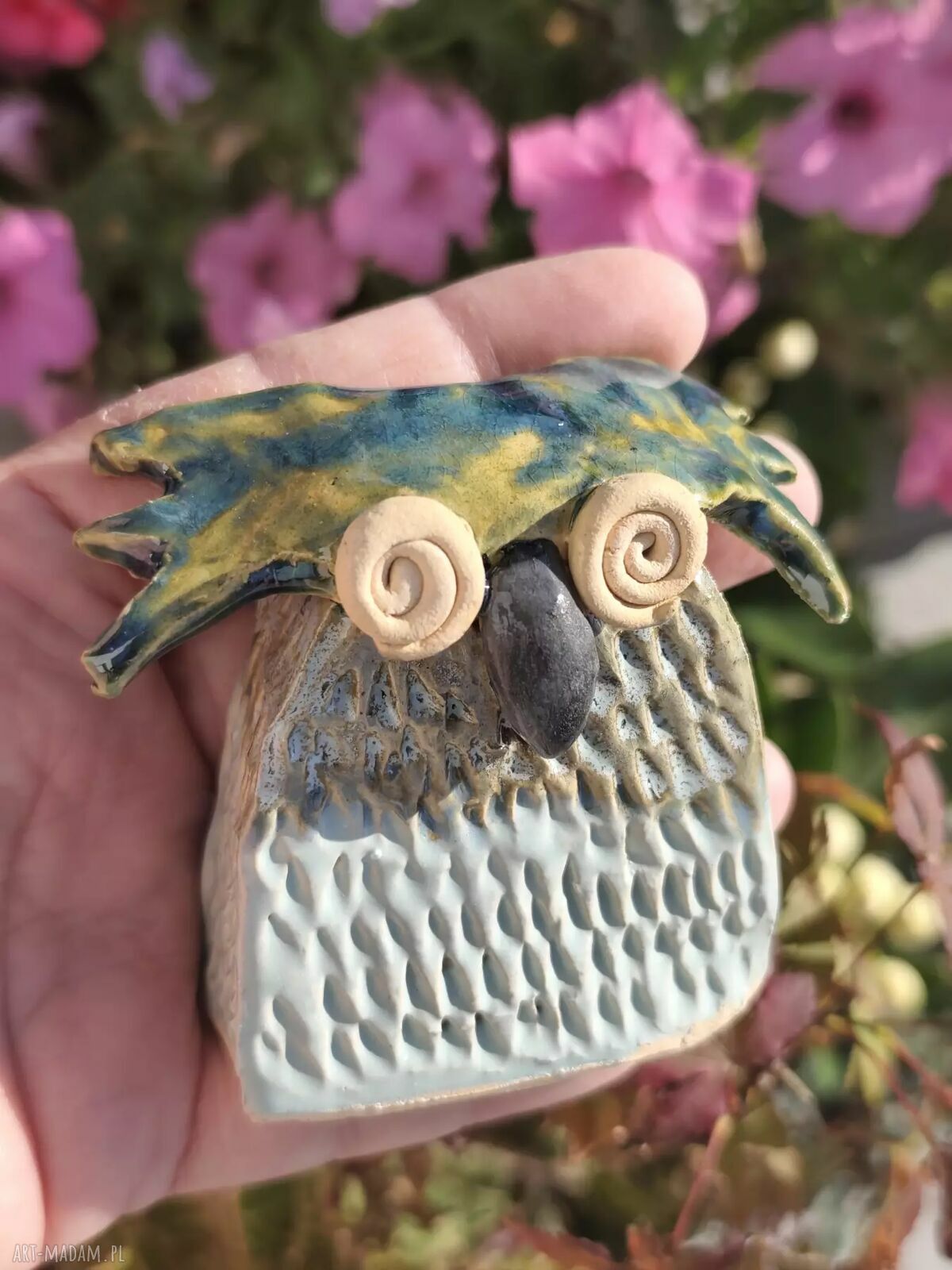Ceramiczna sowa handmade - wyjątkowa figurka ptaka