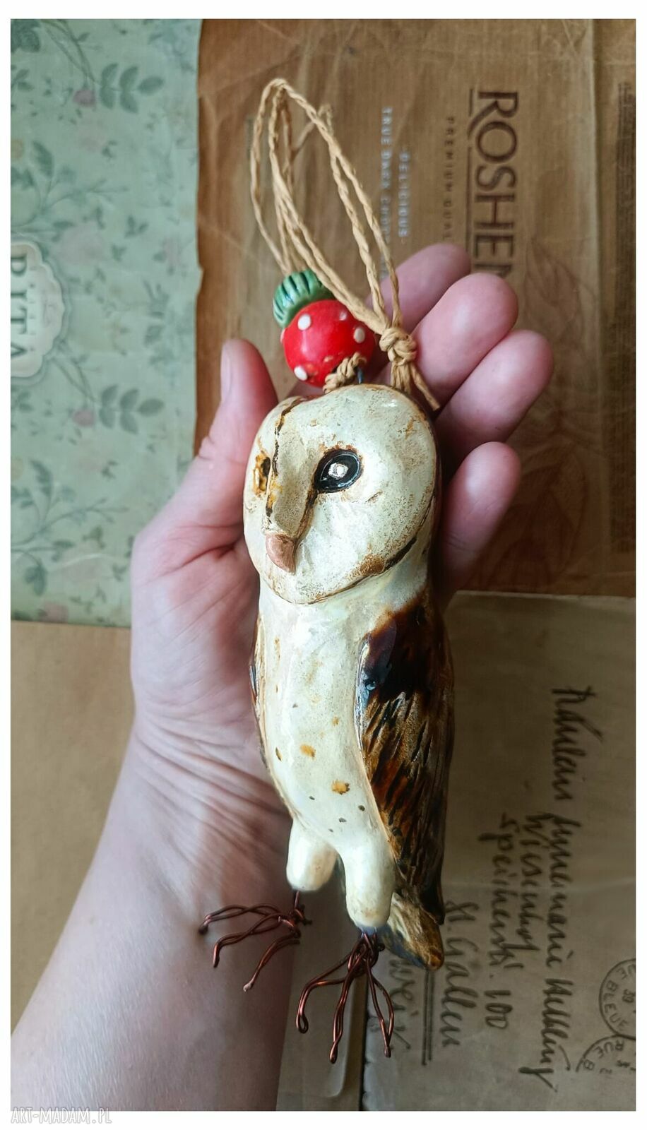 Sowa płomykówka - wisząca dekoracja z ceramiki handmade
