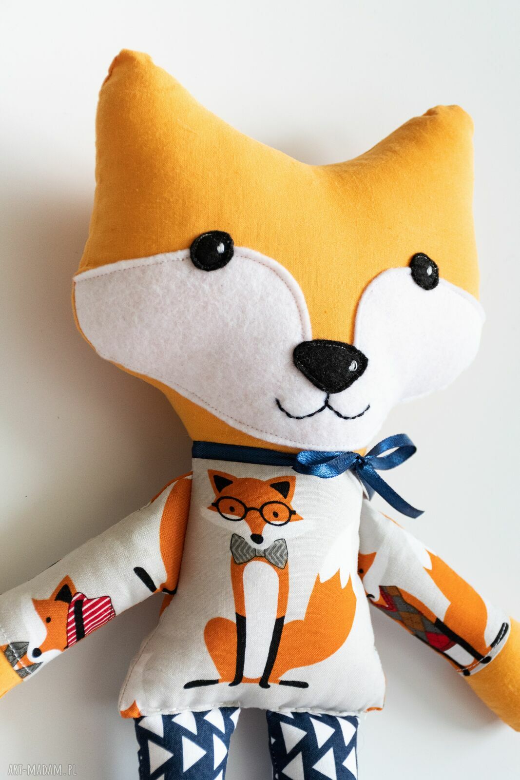 Ręcznie szyty lisek Berni 44 cm - sprytna przytulanka handmade