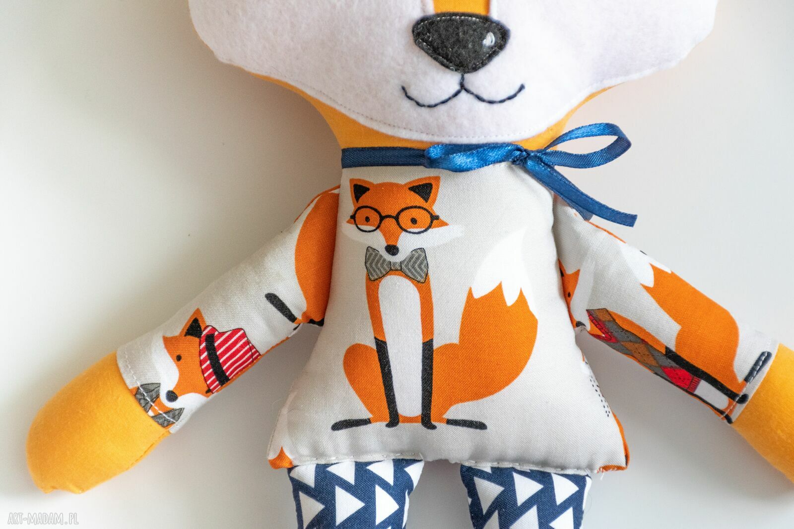 Ręcznie szyty lisek Berni 44 cm - sprytna przytulanka handmade