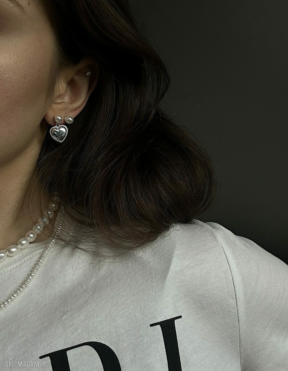 kolczyki: Srebrne kolczyki perły z sercami Hand Made