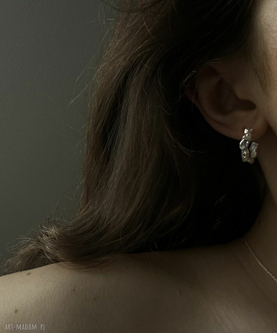 kolczyki: Srebrne masywne kolczyki półkola ręcznie robione