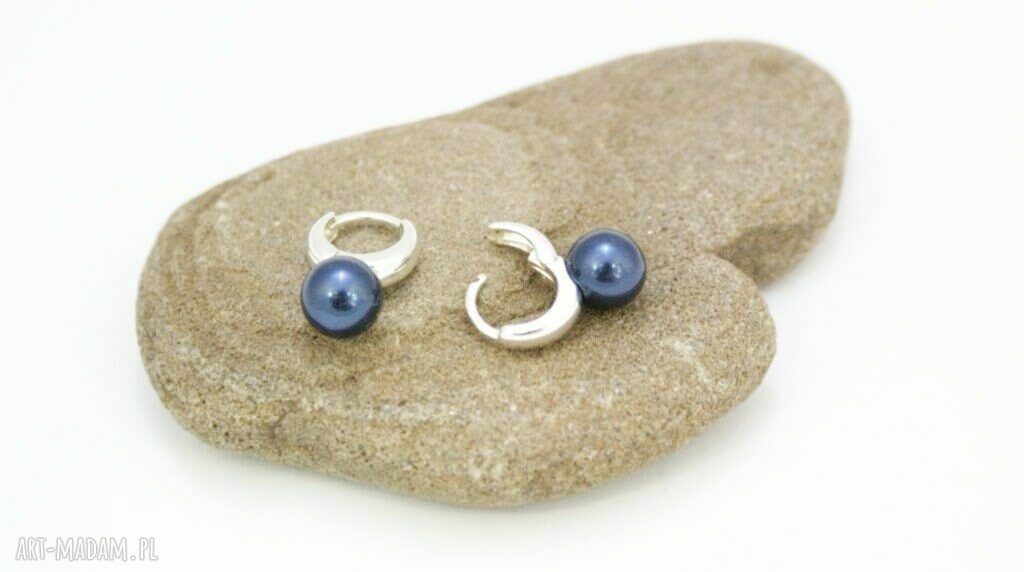 Srebrne kolczyki 925 z perłą Swarovski Night Blue Pearl - kajdanki