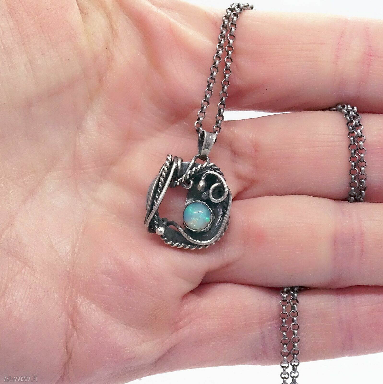 Srebrny naszyjnik z opalem etiopskim - Lunar Amulets (srebro 925)