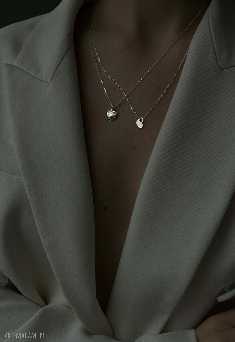 naszyjniki: srebrny naszyjnik z malutkim serduszkiem autorskie