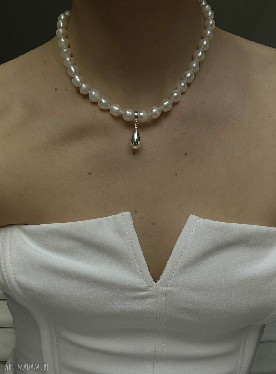 naszyjniki: Srebrny naszyjnik z pereł naturalnych z kroplą hand made