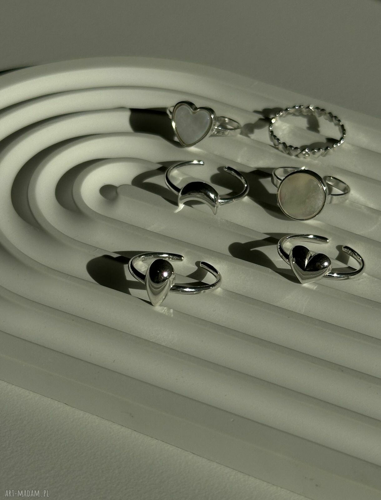 pierścionki: Srebrny pierścionek z księżycem Autorskie