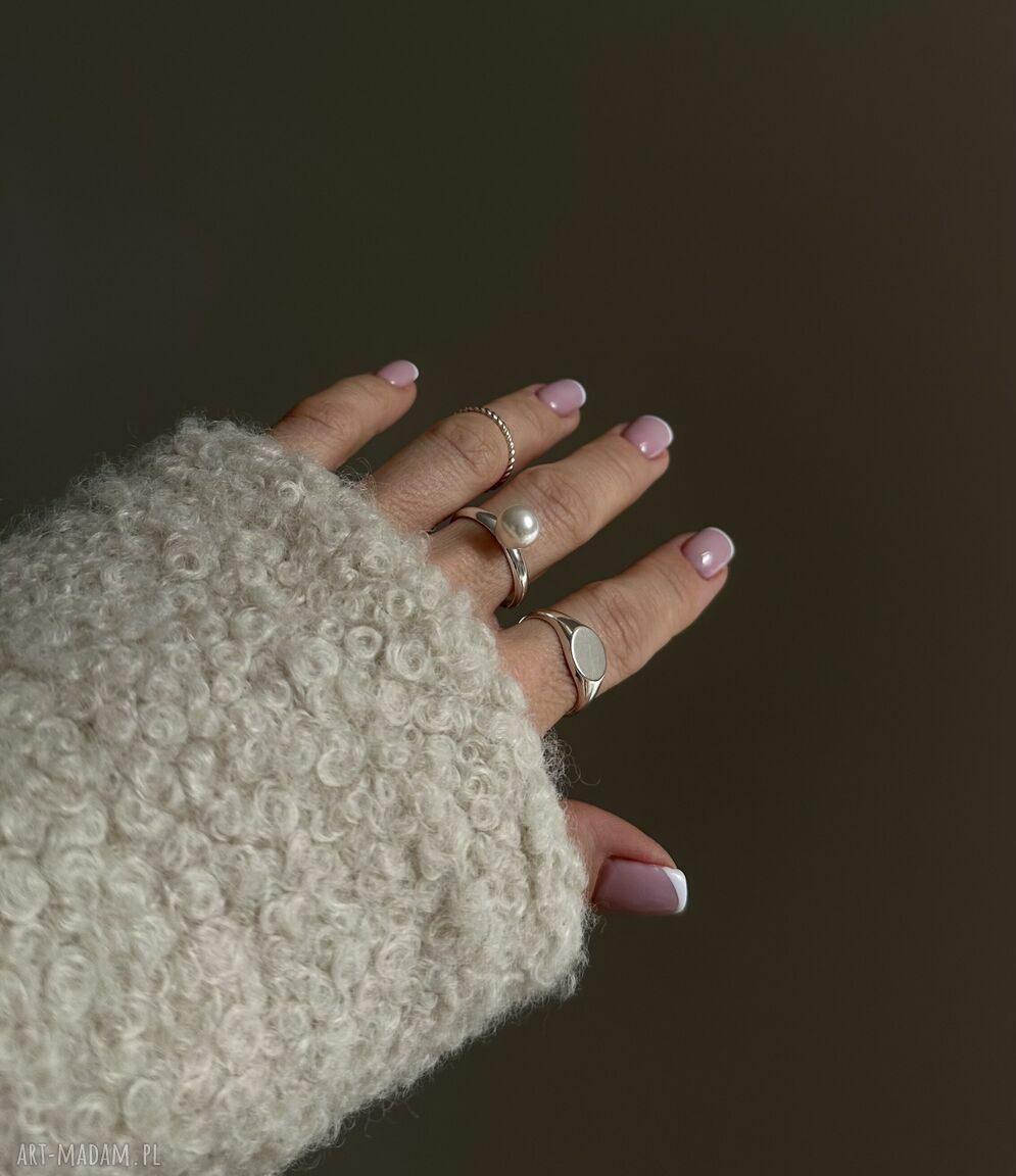 Srebrny pierścionek 925 z perłą White Swarovski Crystal